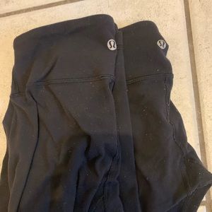 Lululemon wunder under crops (2) size 4